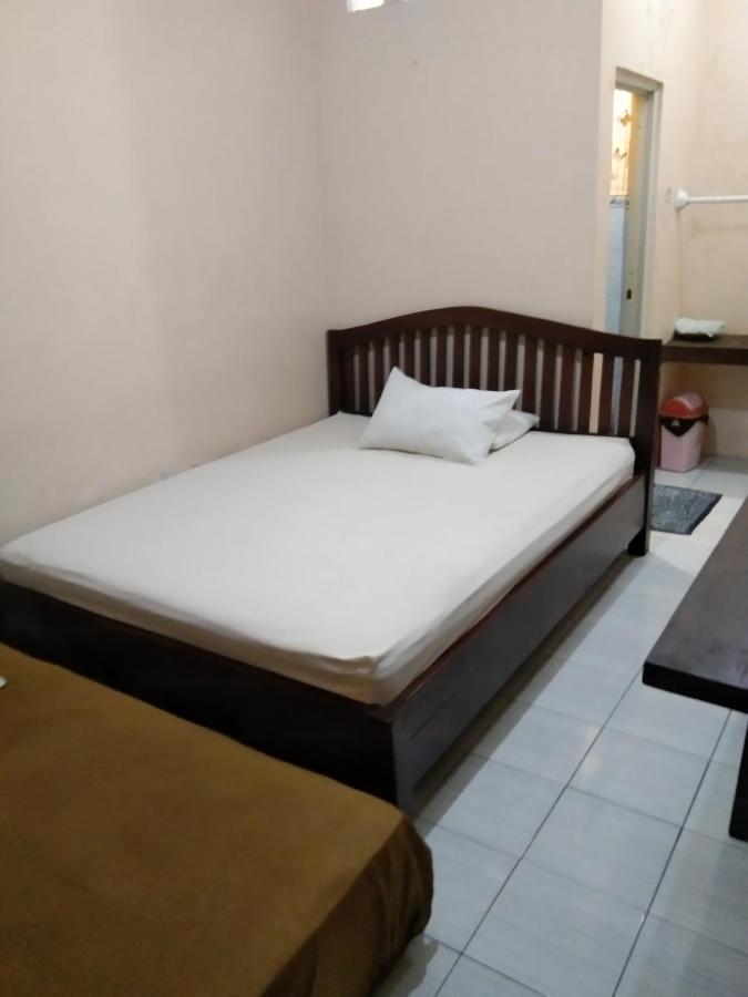 Canary Guesthouse 요그야카르타 외부 사진